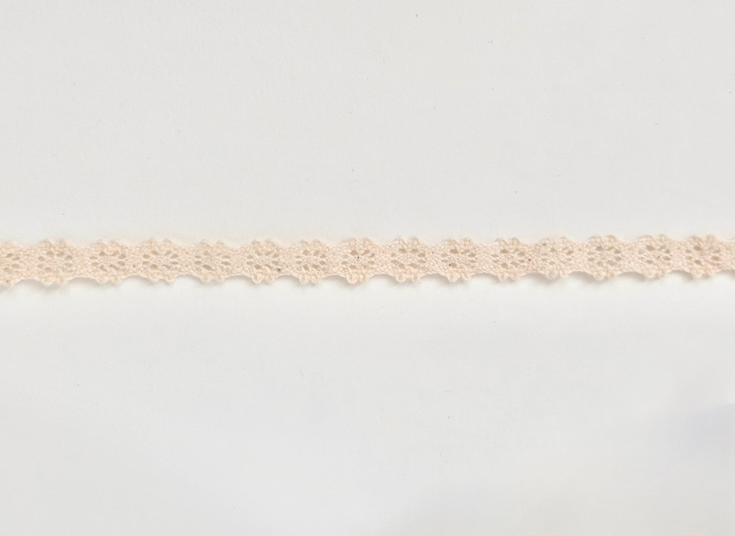 fleur lace necklace
